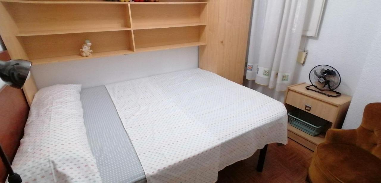 Mary'S Rooms Low Cost Valencia Buitenkant foto